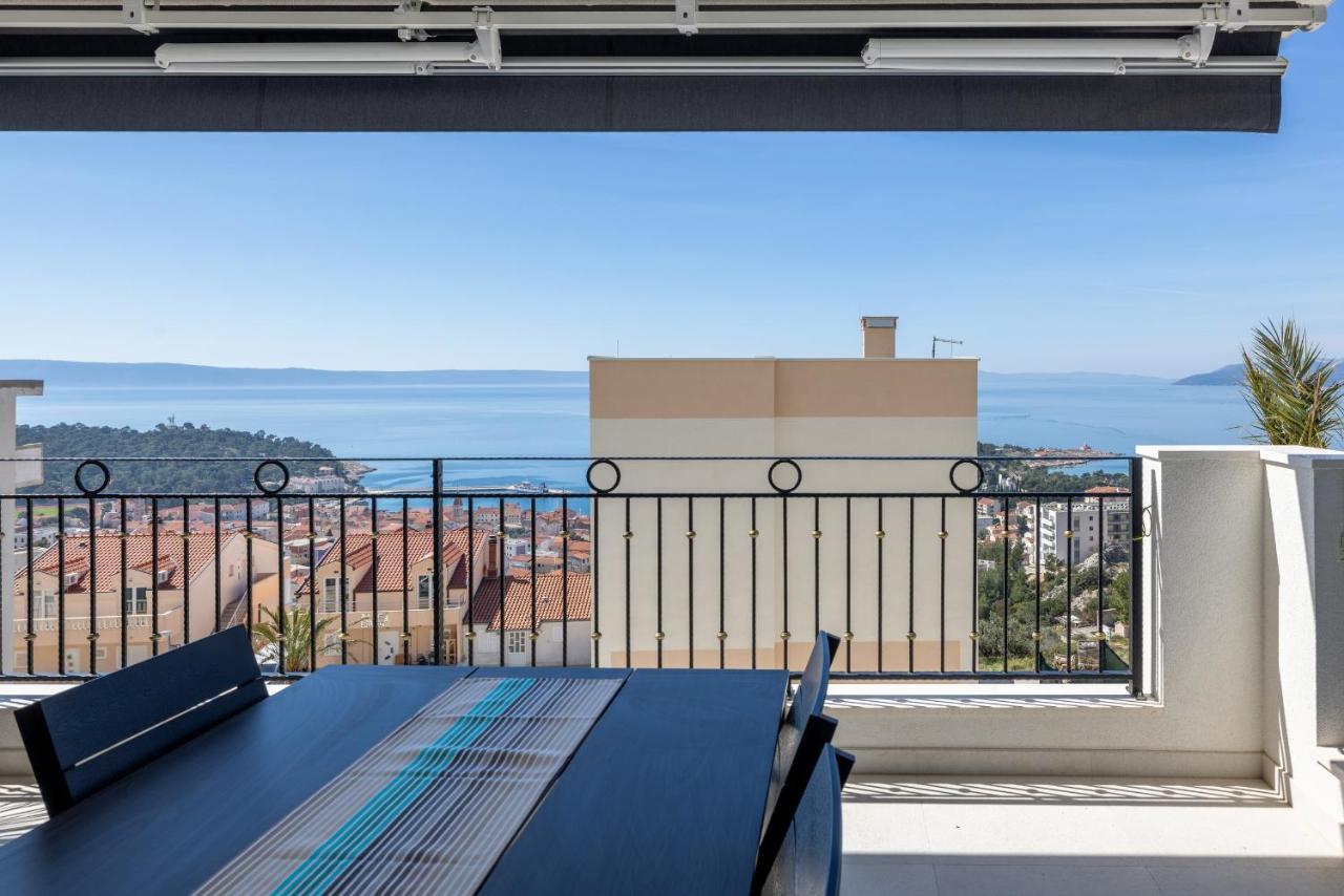 Villa Smaragd - Lapis - Luxury Apartment With Shared Pool Makarska Dış mekan fotoğraf