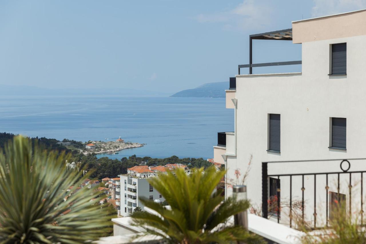 Villa Smaragd - Lapis - Luxury Apartment With Shared Pool Makarska Dış mekan fotoğraf