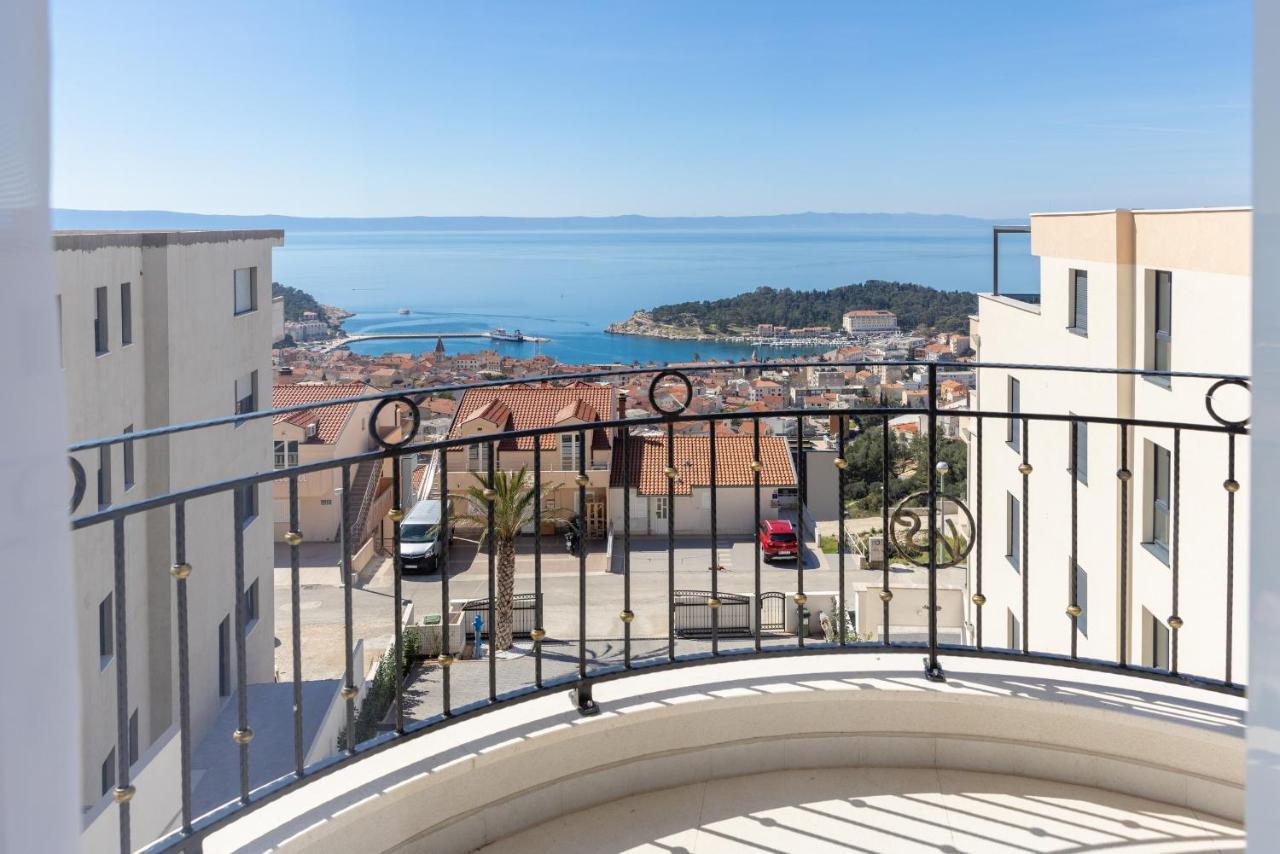 Villa Smaragd - Lapis - Luxury Apartment With Shared Pool Makarska Dış mekan fotoğraf